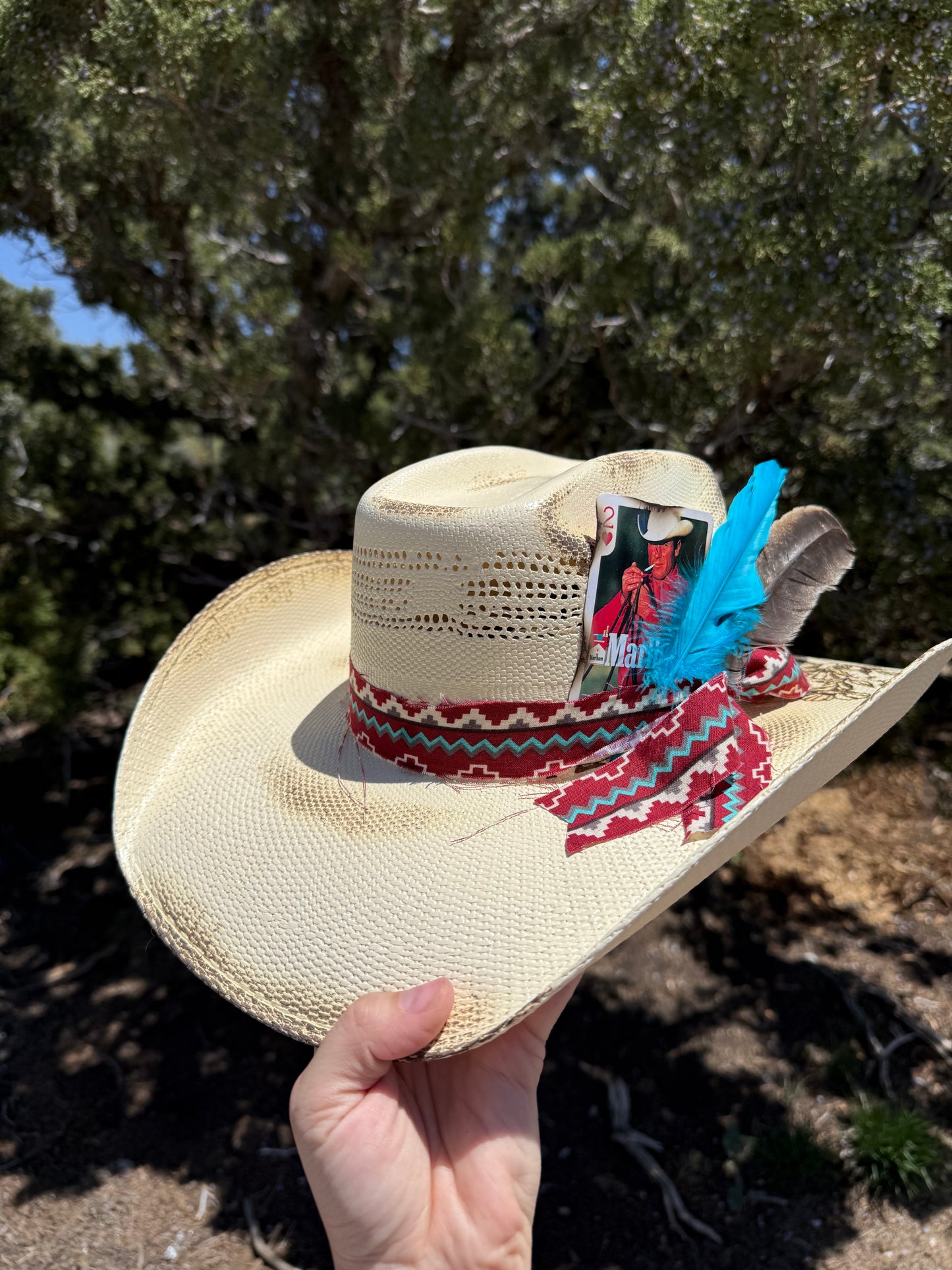 COWGIRL-STRAW