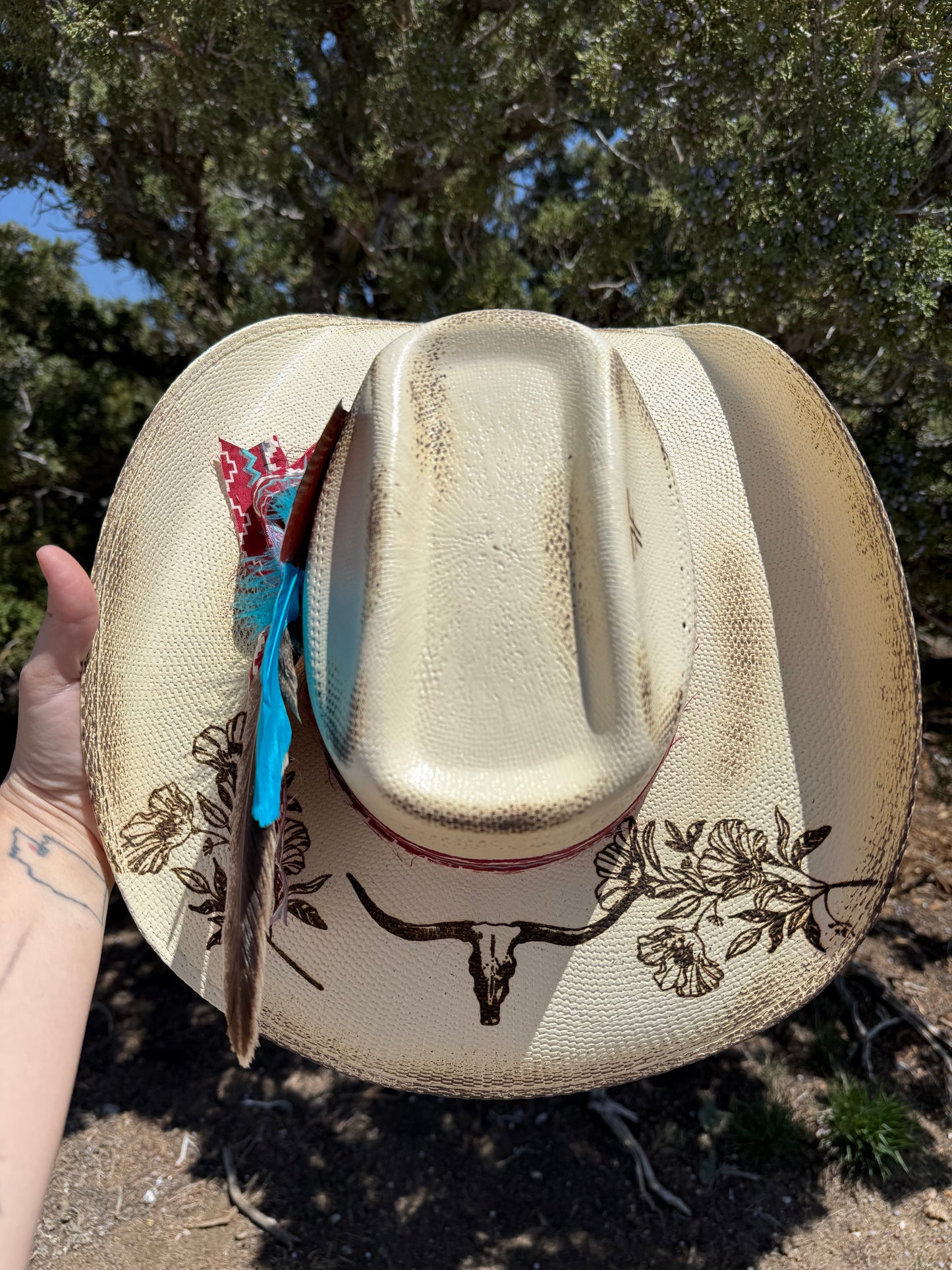 COWGIRL-STRAW