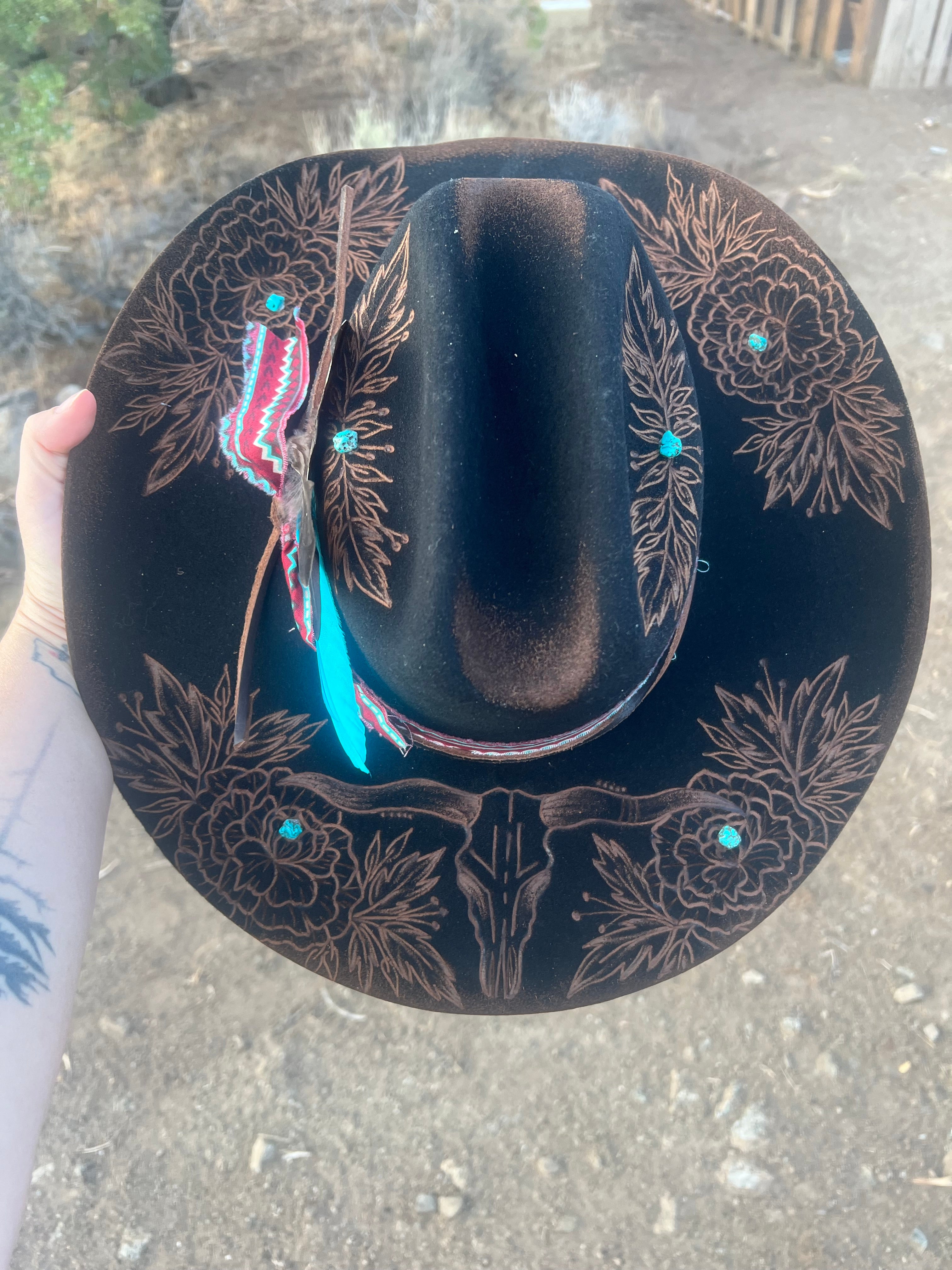 WESTERN COWGIRL