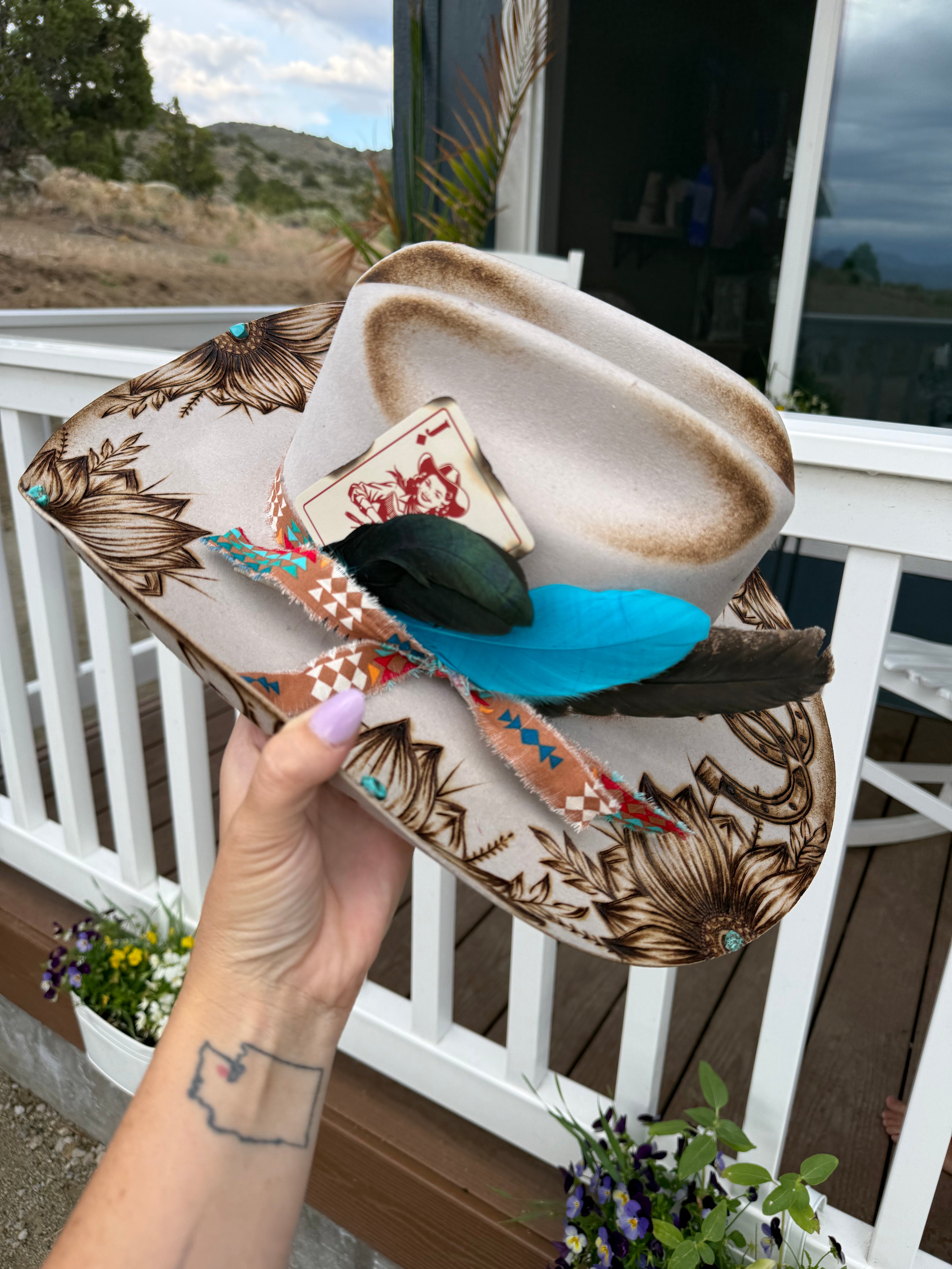LONG LIVE COWGIRLS
