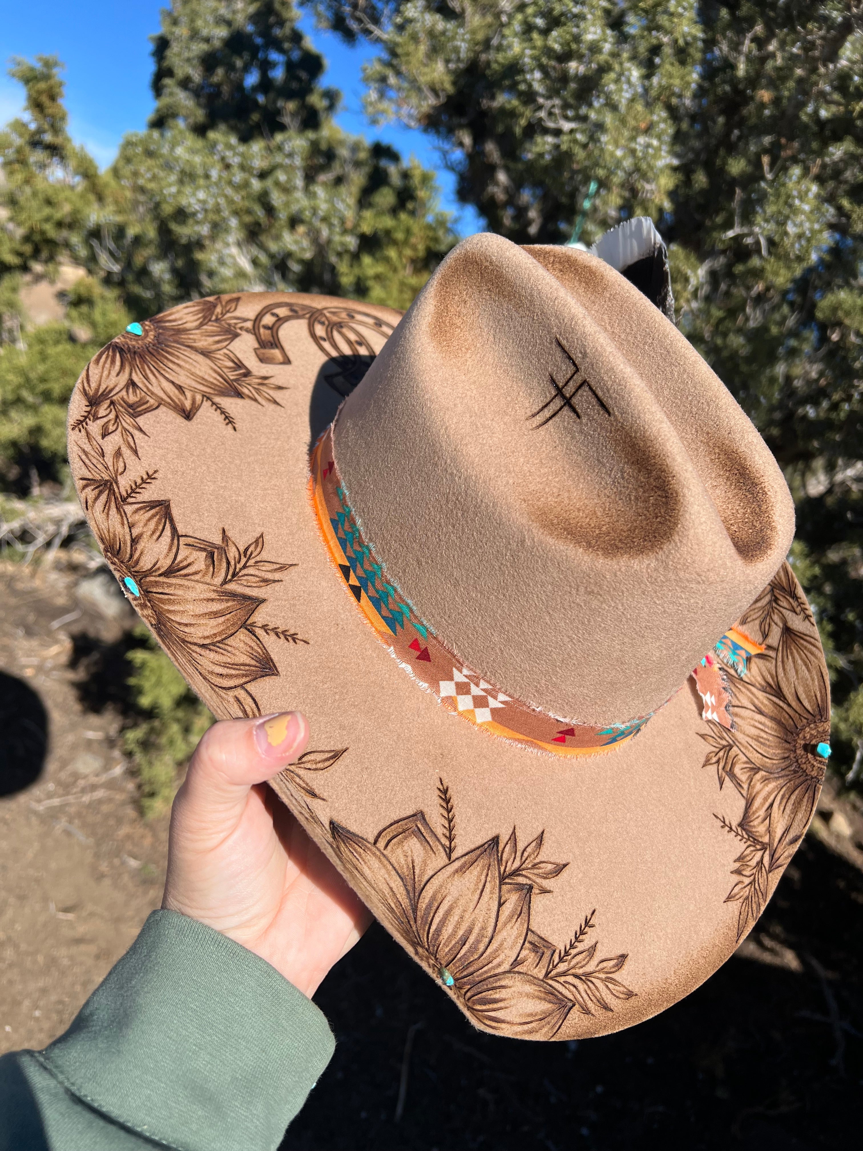 LONG LIVE COWGIRLS (See side of brim)