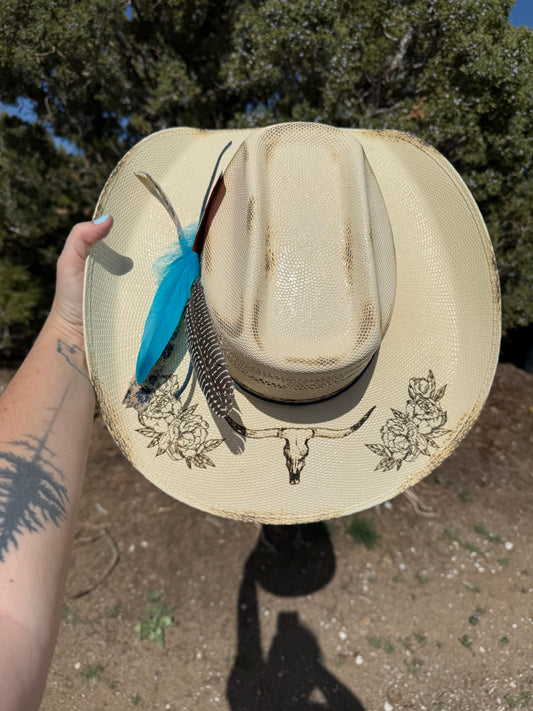 COWGIRL BLUES-STRAW