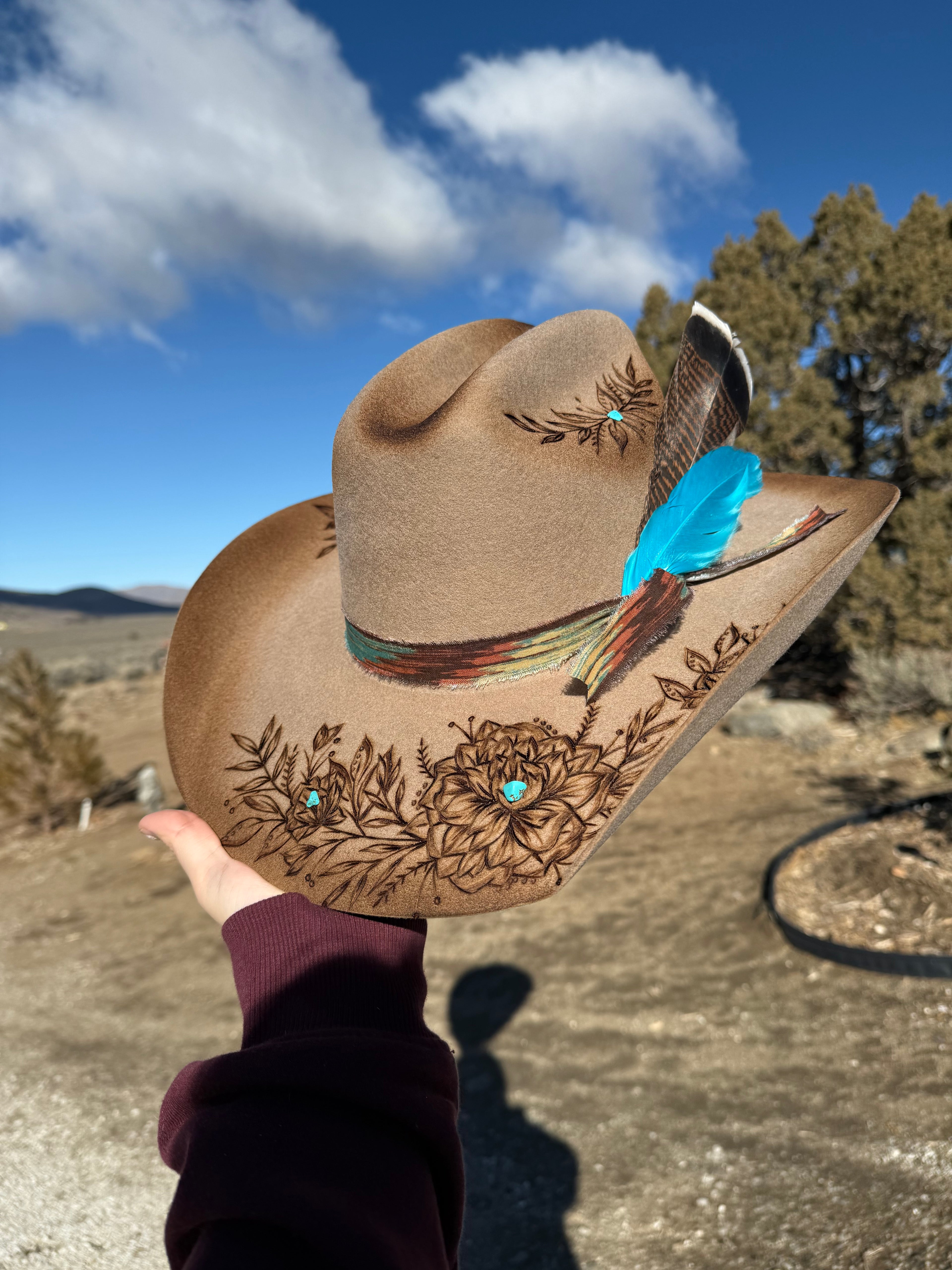 TRUE WESTERN GAL
