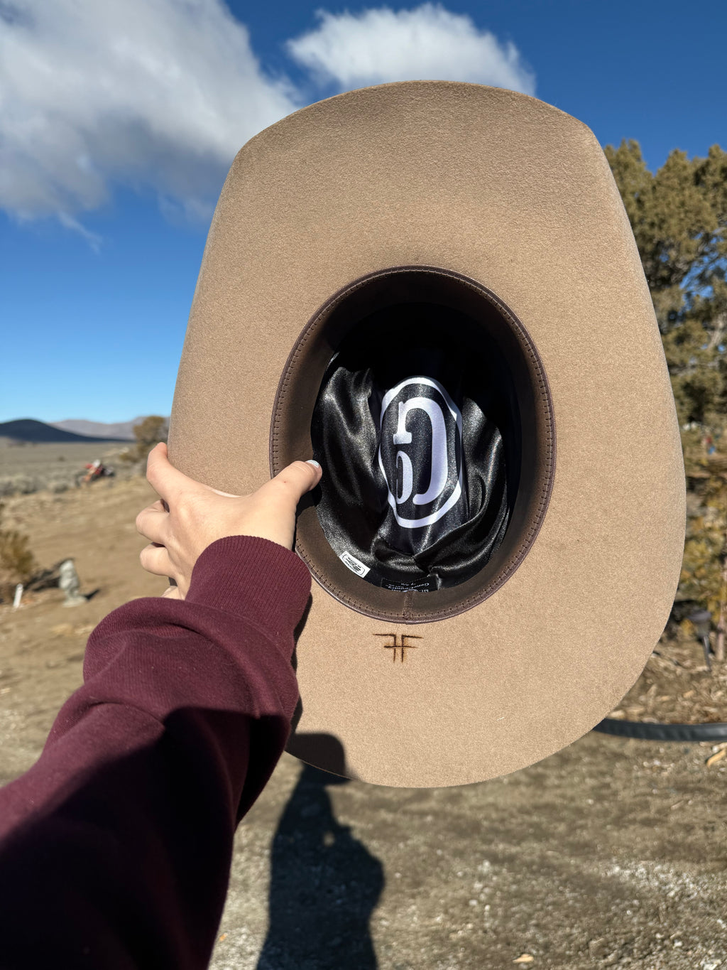 TRUE WESTERN GAL