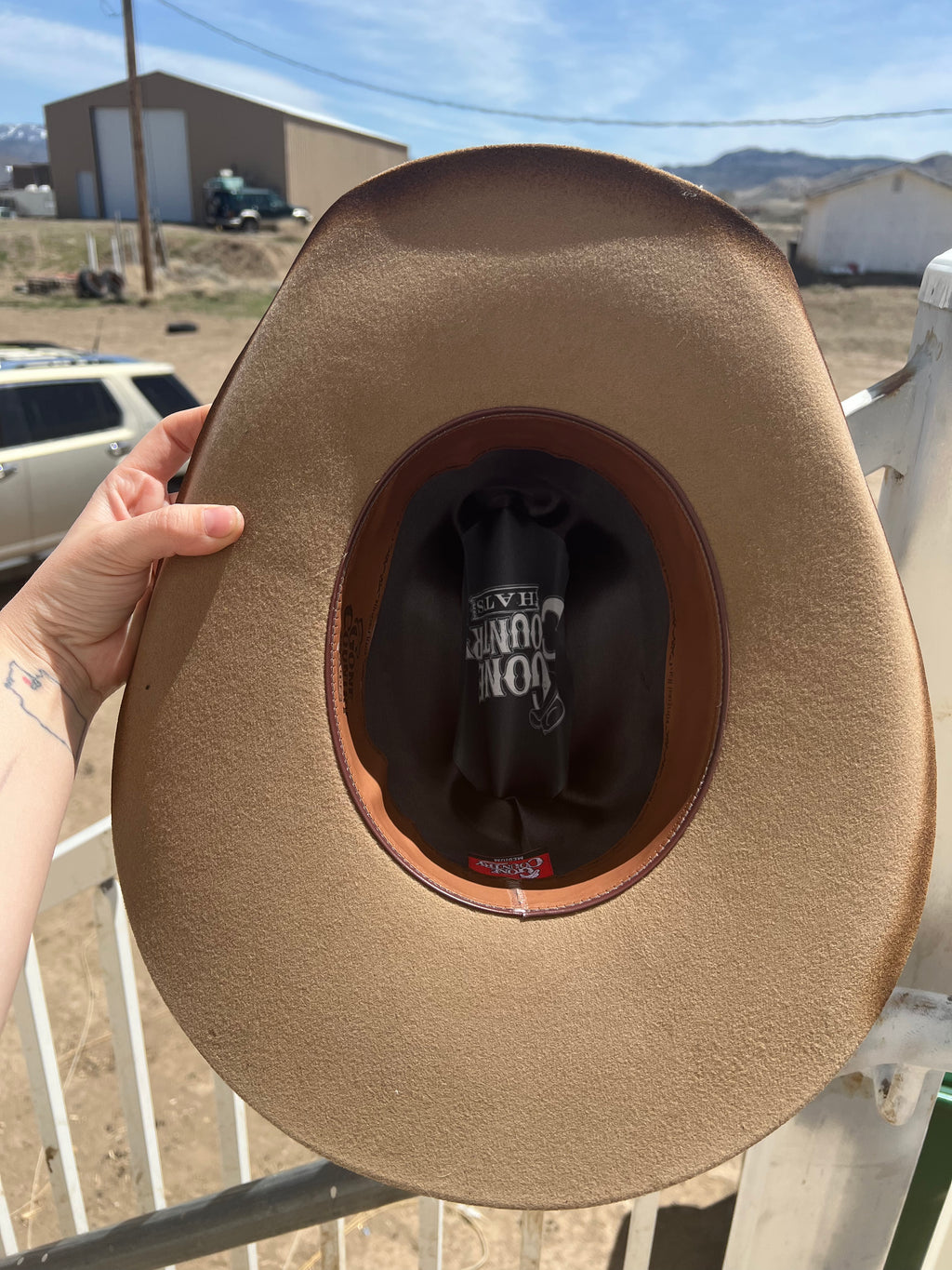 LET THERE BE COWGIRLS