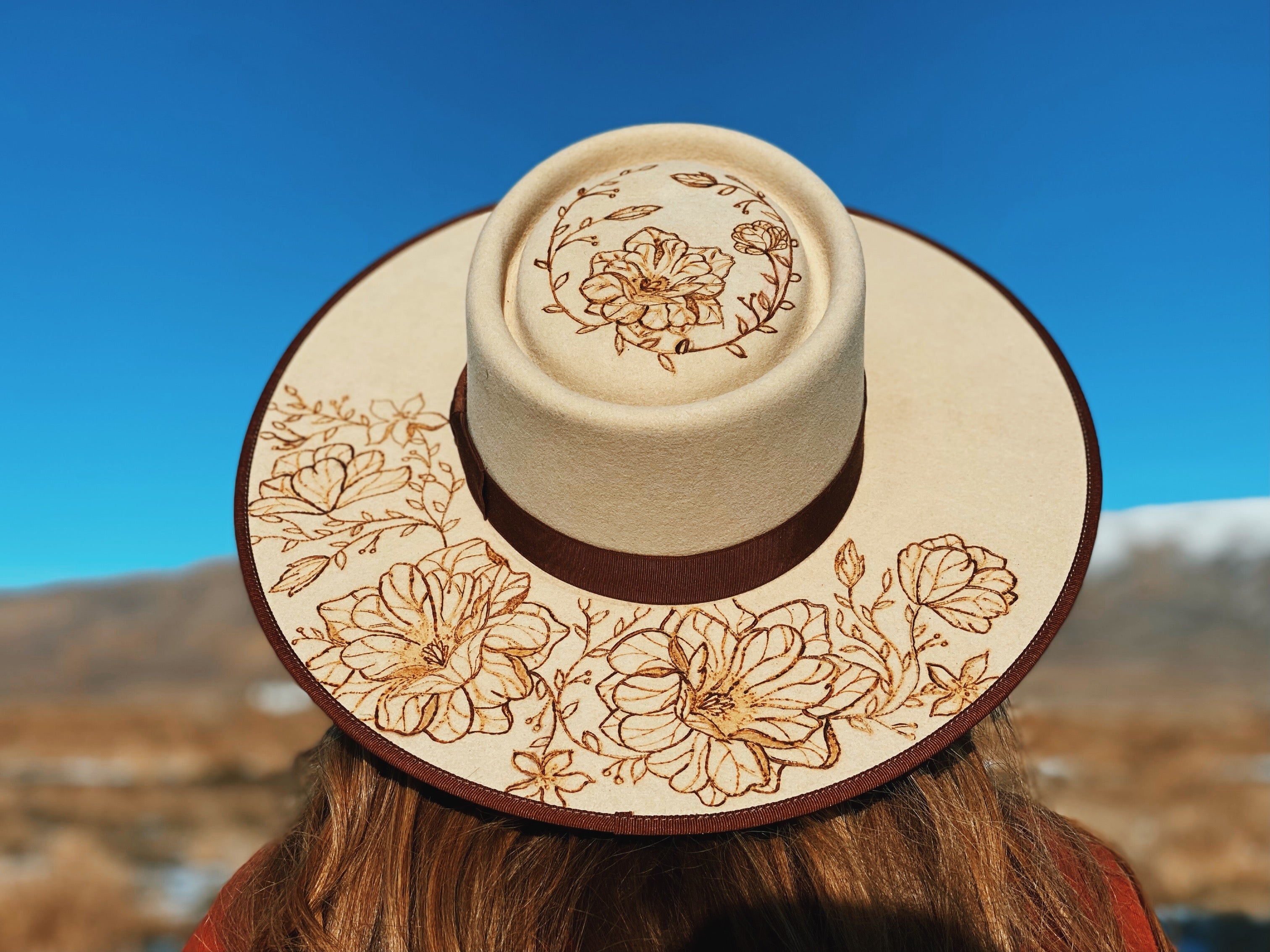 THE WESTERN SWEETHEART